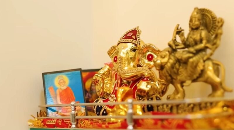 બબીતાજીનું આલીશાન ઘર અંદરથી કેવું દેખાય છે ? ગણેશ પૂજા સ્પેસથી લઈને મોડર્ન કિચન સુધી… જુઓ ઇન્સાઇડ ફોટોઝ!