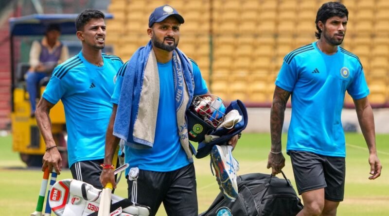 Breaking News : શ્રીલંકા પ્રવાસ પર ટીમ ઈન્ડિયા સાથે ગયેલા આ ખેલાડીને નોકરી મળી