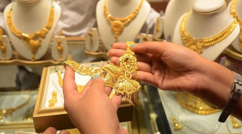 Gold-Silver Rate Today : ફરી મોંઘુ થયું સોનું ! એક જ દિવસમાં સોનાં-ચાંદીના ભાવ પહોંચ્યા આસમાને